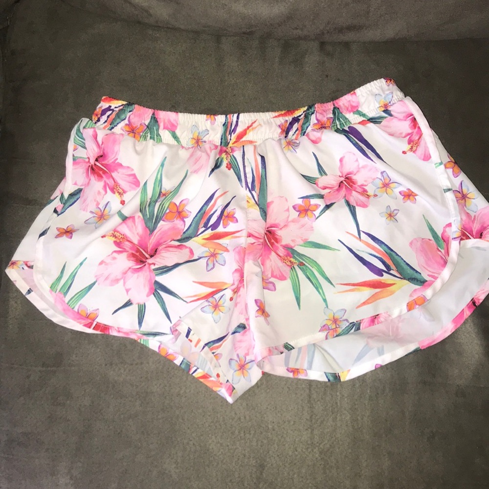 Old Navy Floral Active shorts